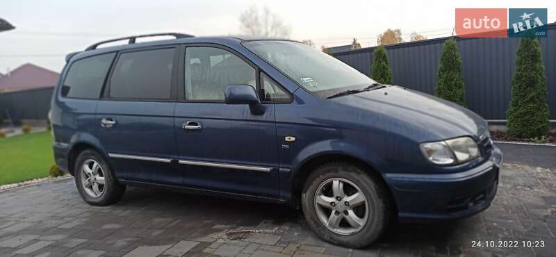 Минивэн Hyundai Trajet 2004 в Турийске