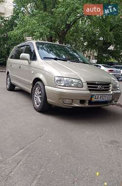 Минивэн Hyundai Trajet 2007 в Киеве