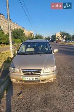 Минивэн Hyundai Trajet 2005 в 