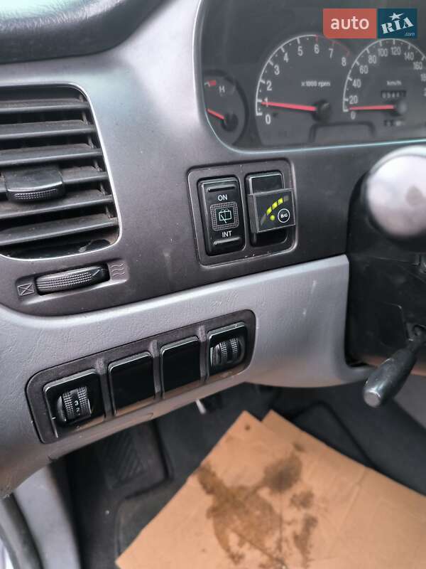 Мінівен Hyundai Trajet 2004 в Житомирі фото 7 Мінівен Hyundai Trajet 2004 в Житомирі