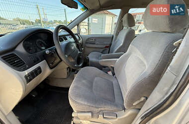 Минивэн Hyundai Trajet 2006 в 