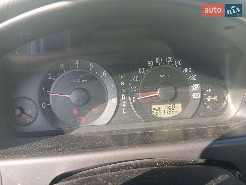 Минивэн Hyundai Trajet 2006 в Ивано-Франковске фото 5 Минивэн Hyundai Trajet 2006 в Ивано-Франковске
