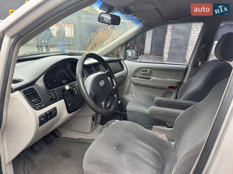 Минивэн Hyundai Trajet 2006 в Киеве фото 6 Минивэн Hyundai Trajet 2006 в Киеве
