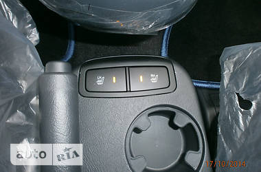 Внедорожник / Кроссовер Hyundai Tucson 2013 в 
