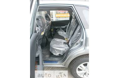 Внедорожник / Кроссовер Hyundai Tucson 2013 в 