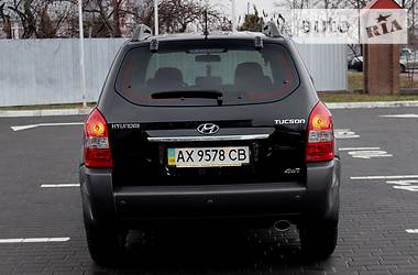 Внедорожник / Кроссовер Hyundai Tucson 2010 в Харькове