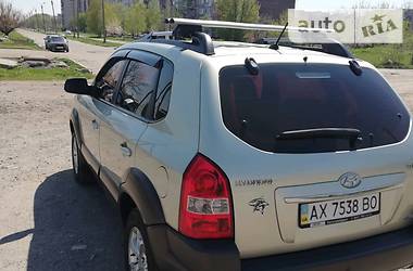 Позашляховик / Кросовер Hyundai Tucson 2008 в 