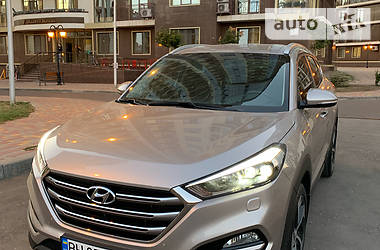 Внедорожник / Кроссовер Hyundai Tucson 2016 в Одессе