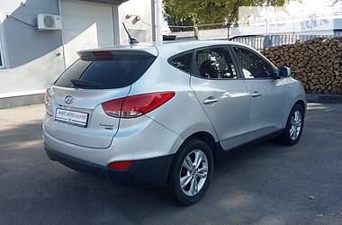 Позашляховик / Кросовер Hyundai Tucson 2011 в 