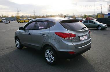 Внедорожник / Кроссовер Hyundai Tucson 2011 в Киеве