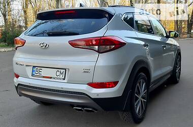 Внедорожник / Кроссовер Hyundai Tucson 2016 в Николаеве