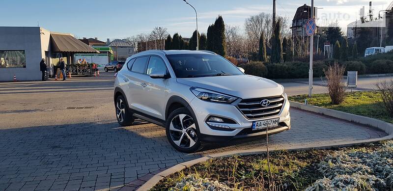 Внедорожник / Кроссовер Hyundai Tucson 2015 в Ивано-Франковске