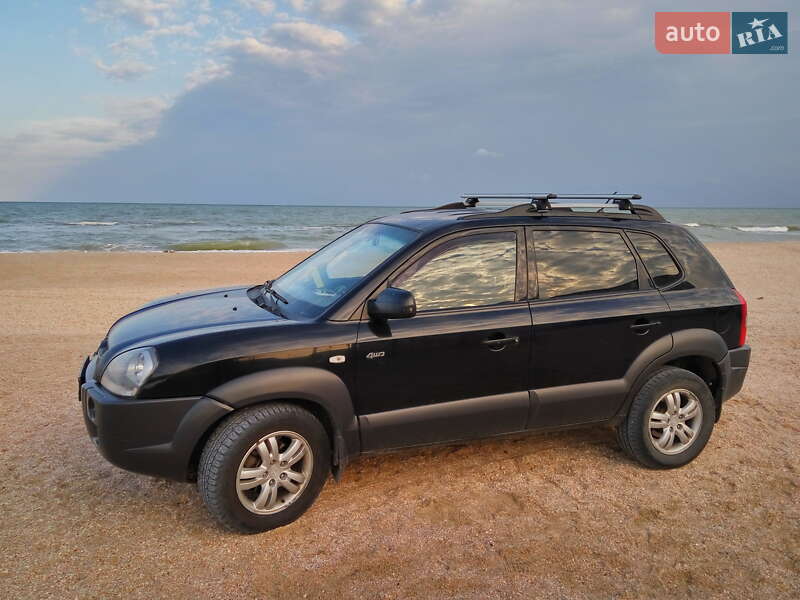 Внедорожник / Кроссовер Hyundai Tucson 2008 в Черновцах