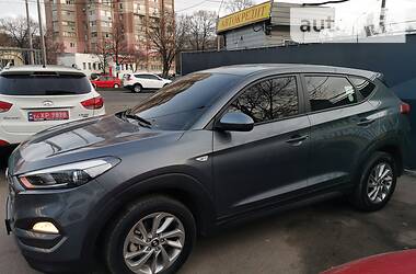 Позашляховик / Кросовер Hyundai Tucson 2015 в Одесі