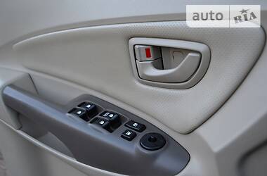 Позашляховик / Кросовер Hyundai Tucson 2008 в 