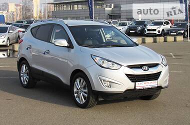 Позашляховик / Кросовер Hyundai Tucson 2012 в 