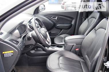 Внедорожник / Кроссовер Hyundai Tucson 2011 в 
