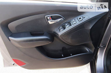 Внедорожник / Кроссовер Hyundai Tucson 2012 в Чернигове