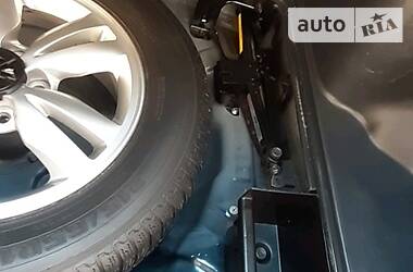 Позашляховик / Кросовер Hyundai Tucson 2012 в 