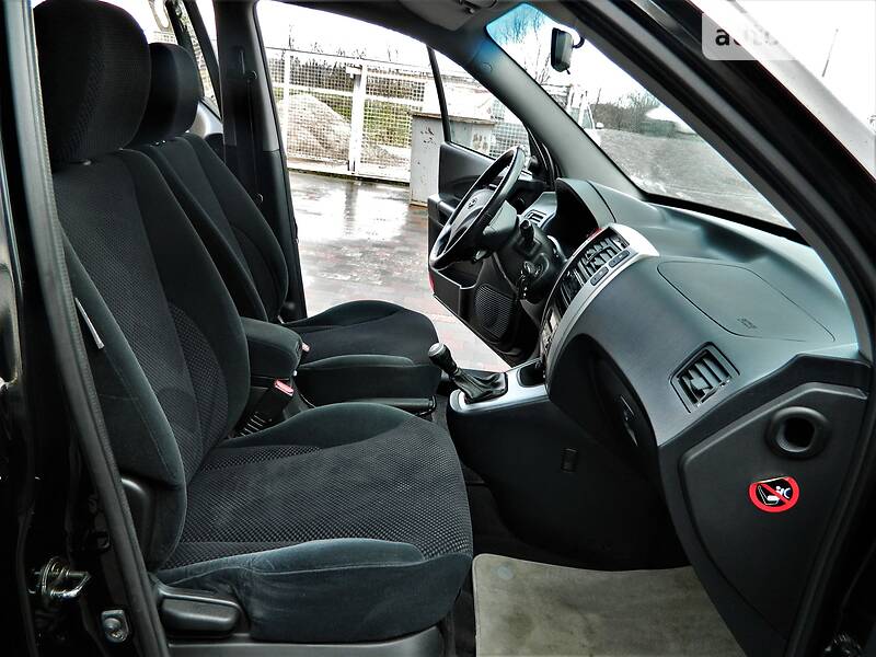 Позашляховик / Кросовер Hyundai Tucson 2006 в Рівному фото 18 Позашляховик / Кросовер Hyundai Tucson 2006 в Рівному
