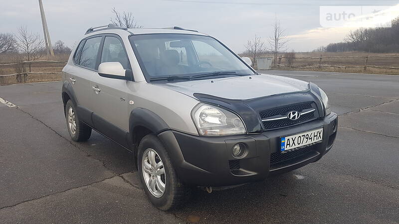Позашляховик / Кросовер Hyundai Tucson 2007 в 