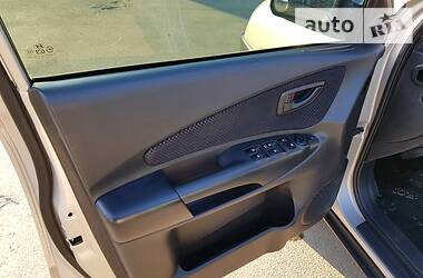 Позашляховик / Кросовер Hyundai Tucson 2008 в 