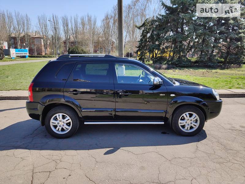 Позашляховик / Кросовер Hyundai Tucson 2007 в Кривому Розі фото 4 Позашляховик / Кросовер Hyundai Tucson 2007 в Кривому Розі