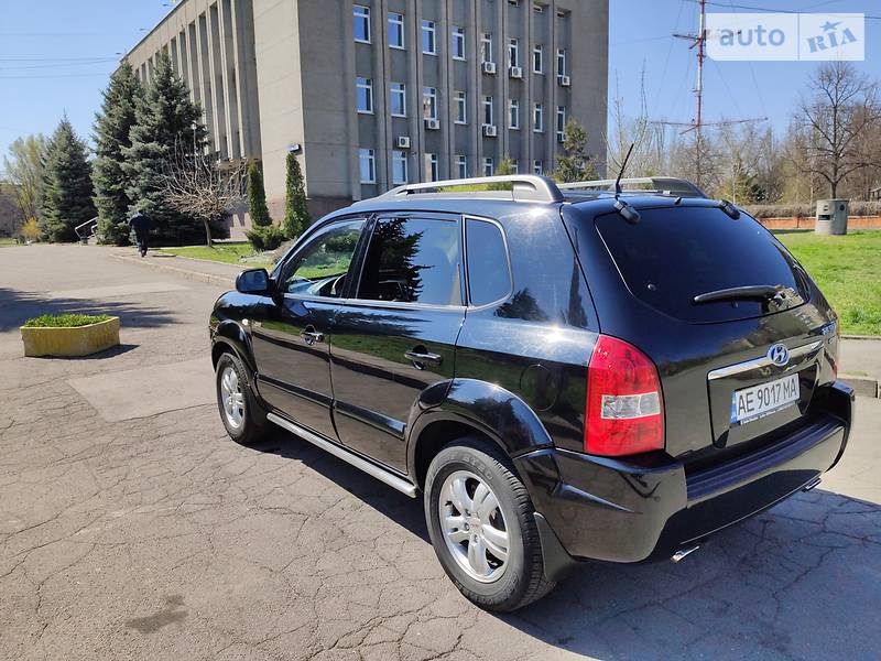 Позашляховик / Кросовер Hyundai Tucson 2007 в Кривому Розі фото 11 Позашляховик / Кросовер Hyundai Tucson 2007 в Кривому Розі