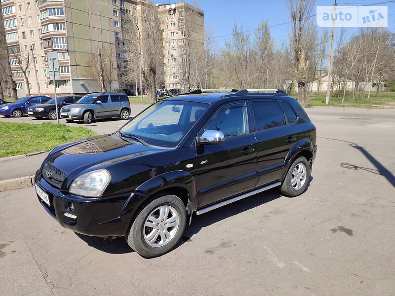 Позашляховик / Кросовер Hyundai Tucson 2007 в Кривому Розі фото 13 Позашляховик / Кросовер Hyundai Tucson 2007 в Кривому Розі