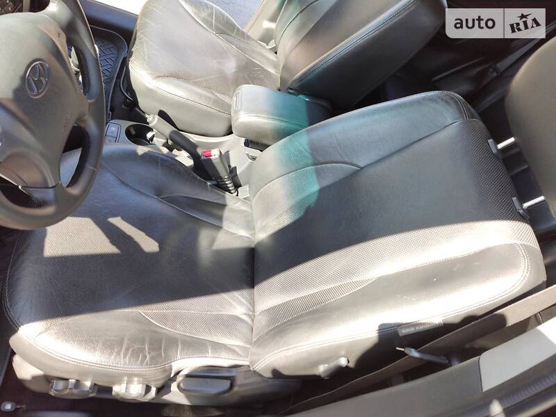 Позашляховик / Кросовер Hyundai Tucson 2007 в Кривому Розі фото 38 Позашляховик / Кросовер Hyundai Tucson 2007 в Кривому Розі