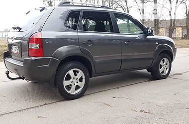 Позашляховик / Кросовер Hyundai Tucson 2008 в 