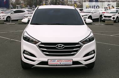 Позашляховик / Кросовер Hyundai Tucson 2015 в 