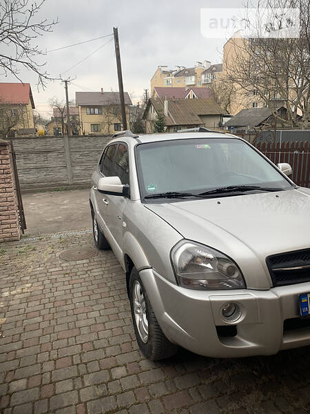 Позашляховик / Кросовер Hyundai Tucson 2008 в Івано-Франківську