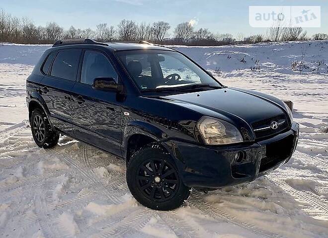 Внедорожник / Кроссовер Hyundai Tucson 2007 в 
