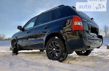 Внедорожник / Кроссовер Hyundai Tucson 2007 в 
