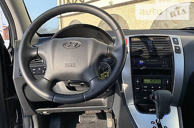 Внедорожник / Кроссовер Hyundai Tucson 2007 в 