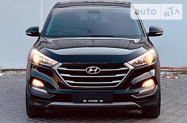 Внедорожник / Кроссовер Hyundai Tucson 2016 в Одессе