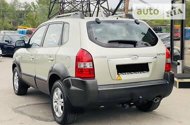 Позашляховик / Кросовер Hyundai Tucson 2008 в 