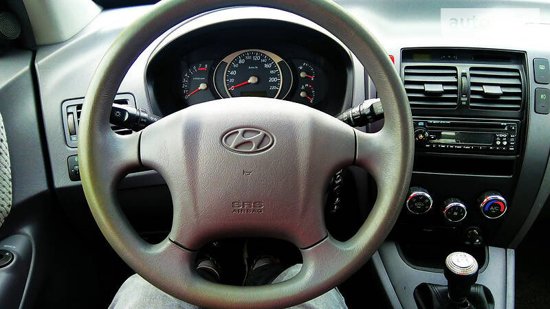 Позашляховик / Кросовер Hyundai Tucson 2004 в Харкові
