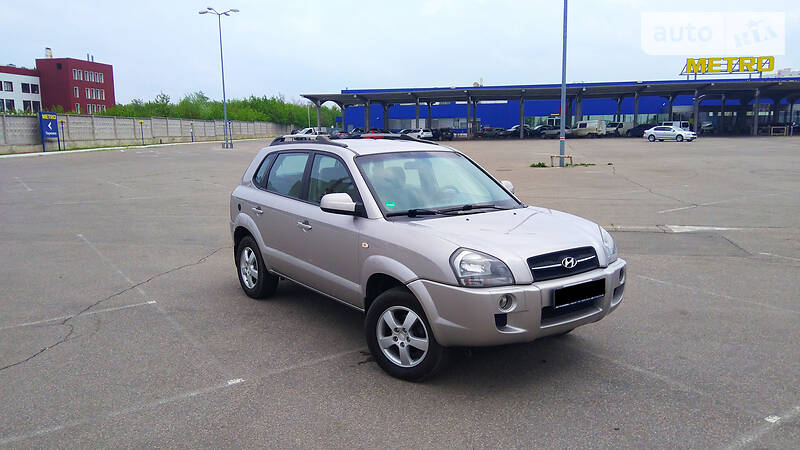 Позашляховик / Кросовер Hyundai Tucson 2004 в Харкові