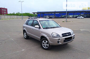 Позашляховик / Кросовер Hyundai Tucson 2004 в 
