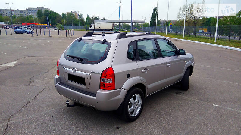 Позашляховик / Кросовер Hyundai Tucson 2004 в Харкові