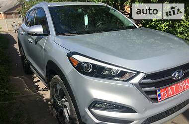 Позашляховик / Кросовер Hyundai Tucson 2017 в 