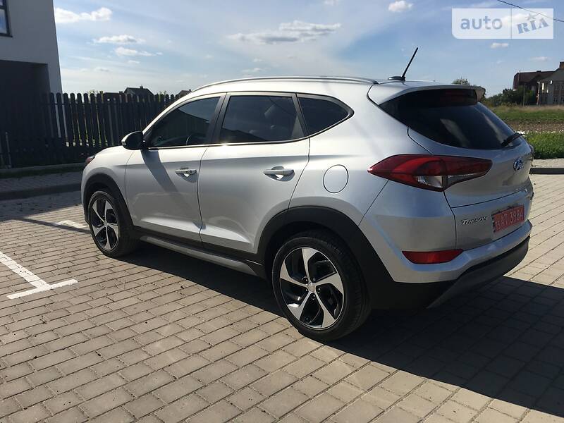 Позашляховик / Кросовер Hyundai Tucson 2017 в Луцьку