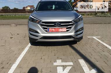 Позашляховик / Кросовер Hyundai Tucson 2017 в 