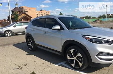 Позашляховик / Кросовер Hyundai Tucson 2017 в 
