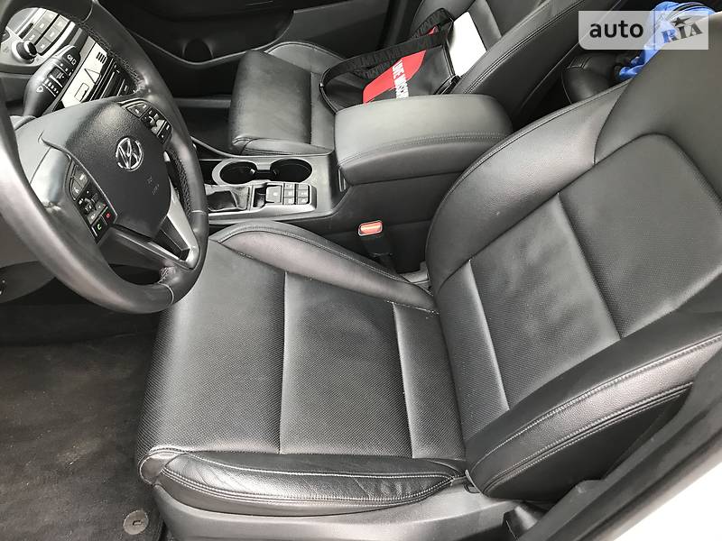Позашляховик / Кросовер Hyundai Tucson 2016 в Одесі