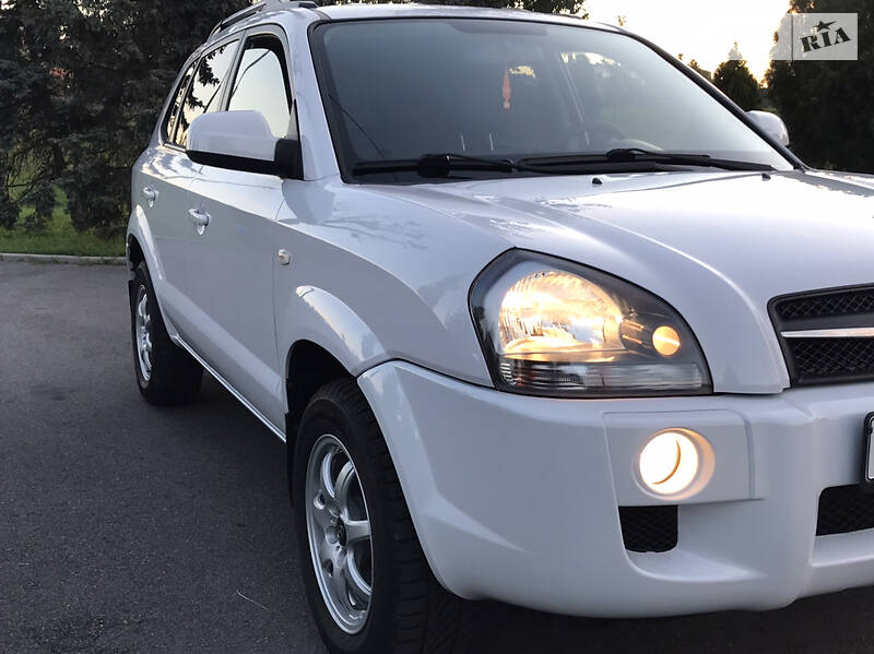 Позашляховик / Кросовер Hyundai Tucson 2009 в Києві
