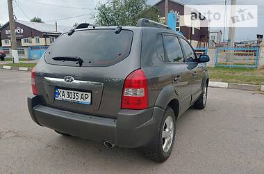 Позашляховик / Кросовер Hyundai Tucson 2008 в 