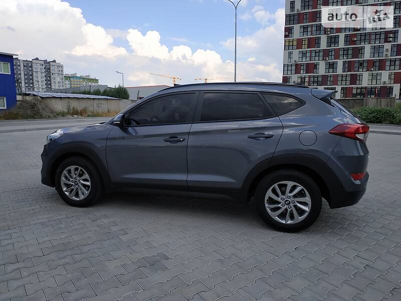 Внедорожник / Кроссовер Hyundai Tucson 2016 в Киеве
